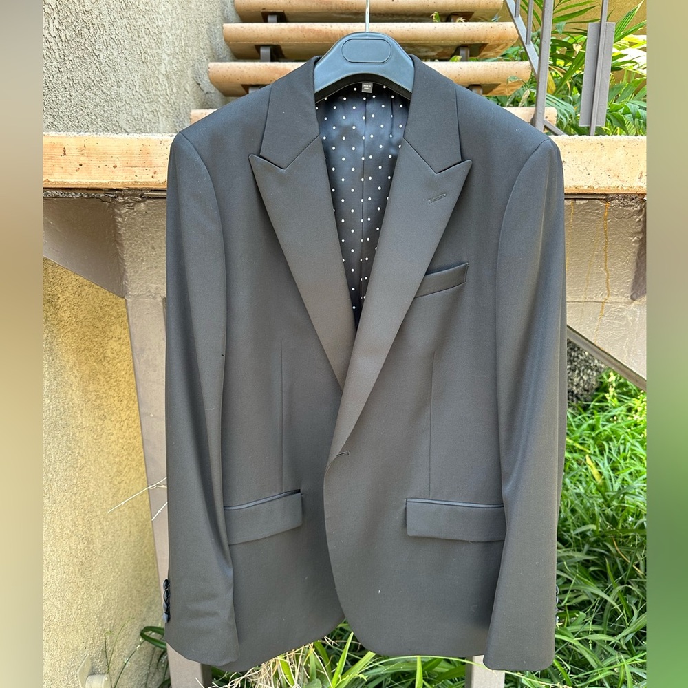 Bonobos Tuxedo 44R Slim Jacket and 35 Athletic pants